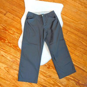 Columbia Dark Olive Green Mid Rise Capris / Capri Cropped Pants